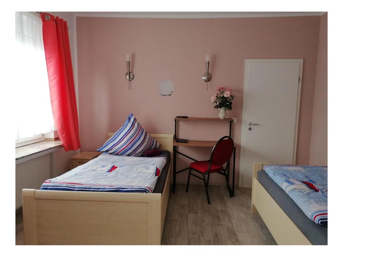Haus Sperbermuehle Hotel Laatzen Buitenkant foto